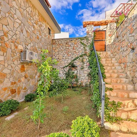 Blue Villa *